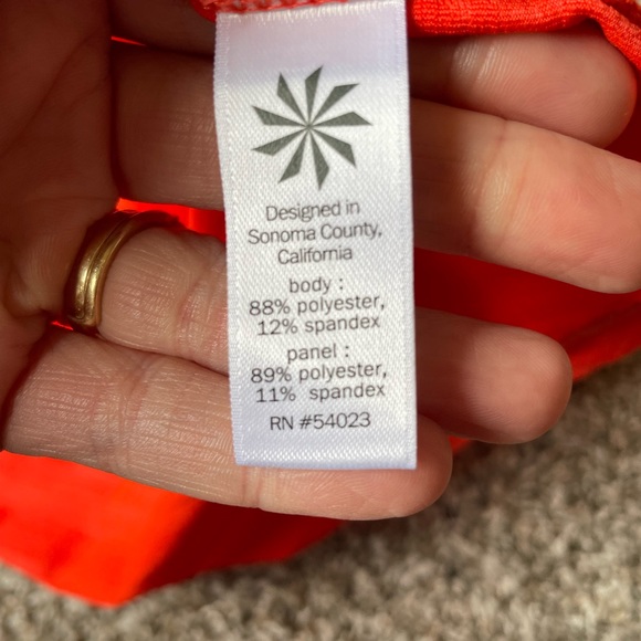 Athleta Spiral Spinner Tank Size XS Workout Top 🏋️‍♀️ - Picture 4 of 9